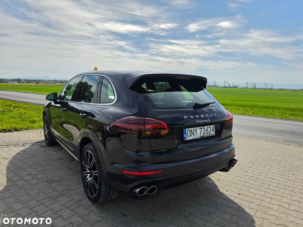 Porsche Cayenne S Platinum Edition - 15