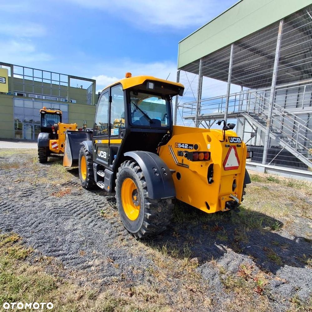 JCB 542-70 Agri - 3