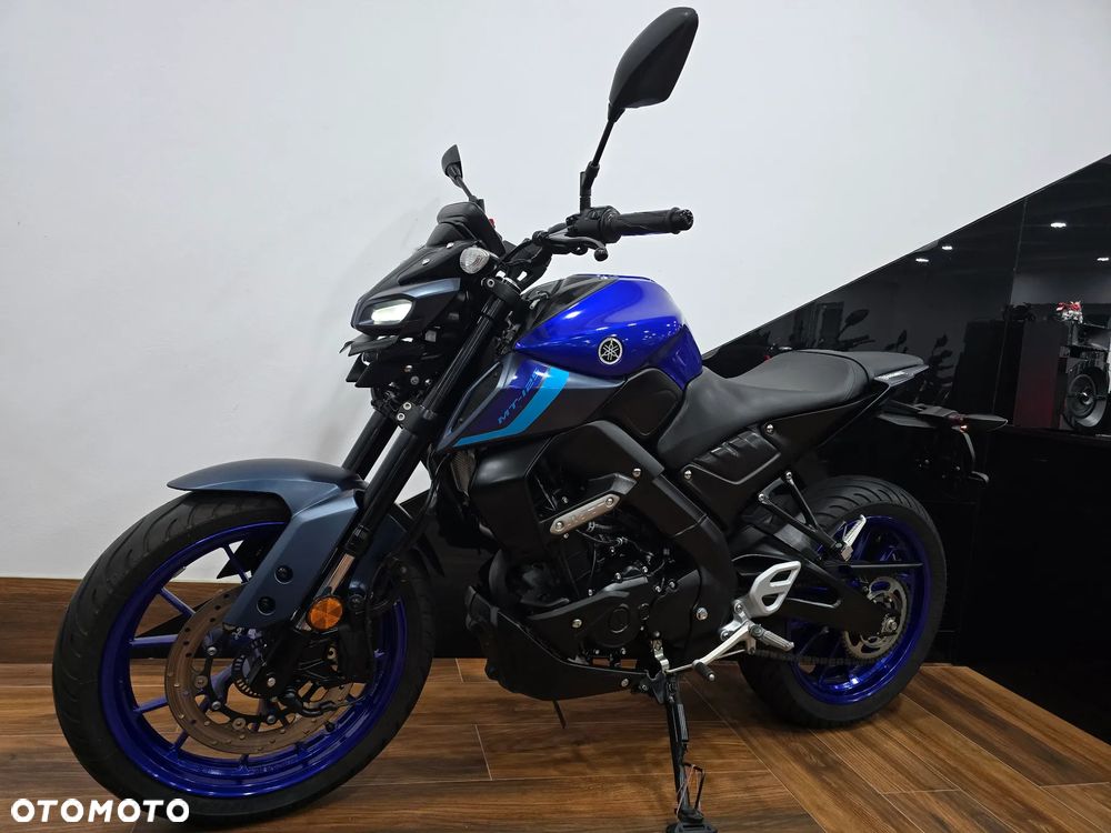 Yamaha MT - 6