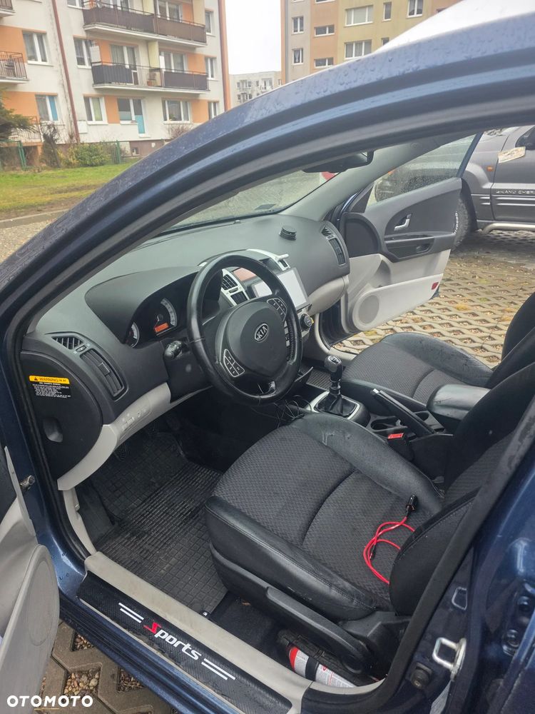 Kia Ceed 1.6 Comfort + - 7