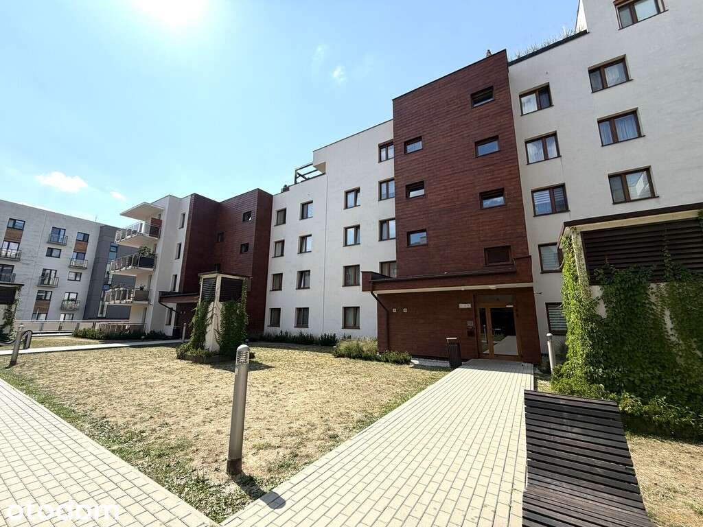UL. ZACISZNA - 2 POKOJE Z DUŻYM BALKONEM - OD LISTOPADA