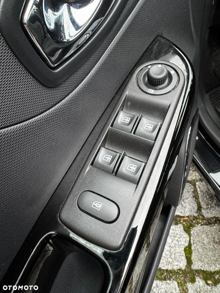 Renault Captur ENERGY TCe 90 Start&Stop Luxe - 24