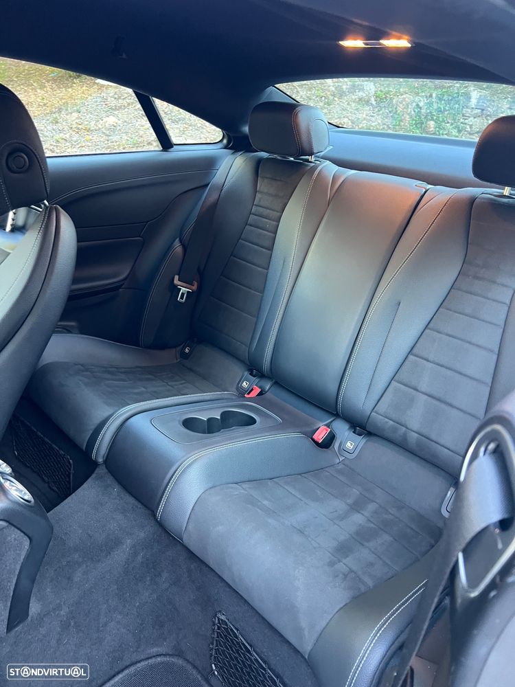 Mercedes-Benz E 220 d AMG Line - 25