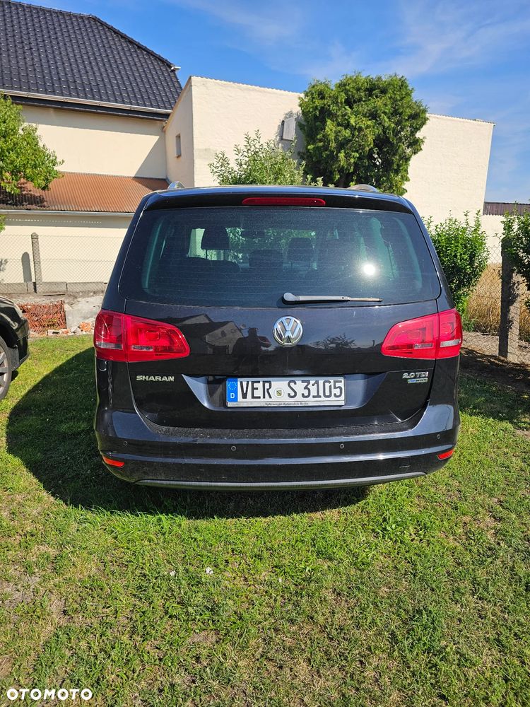 Volkswagen Sharan 2.0 TDI Comfortline DSG - 4