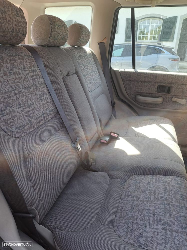 Land Rover Freelander 2.0 di - 8