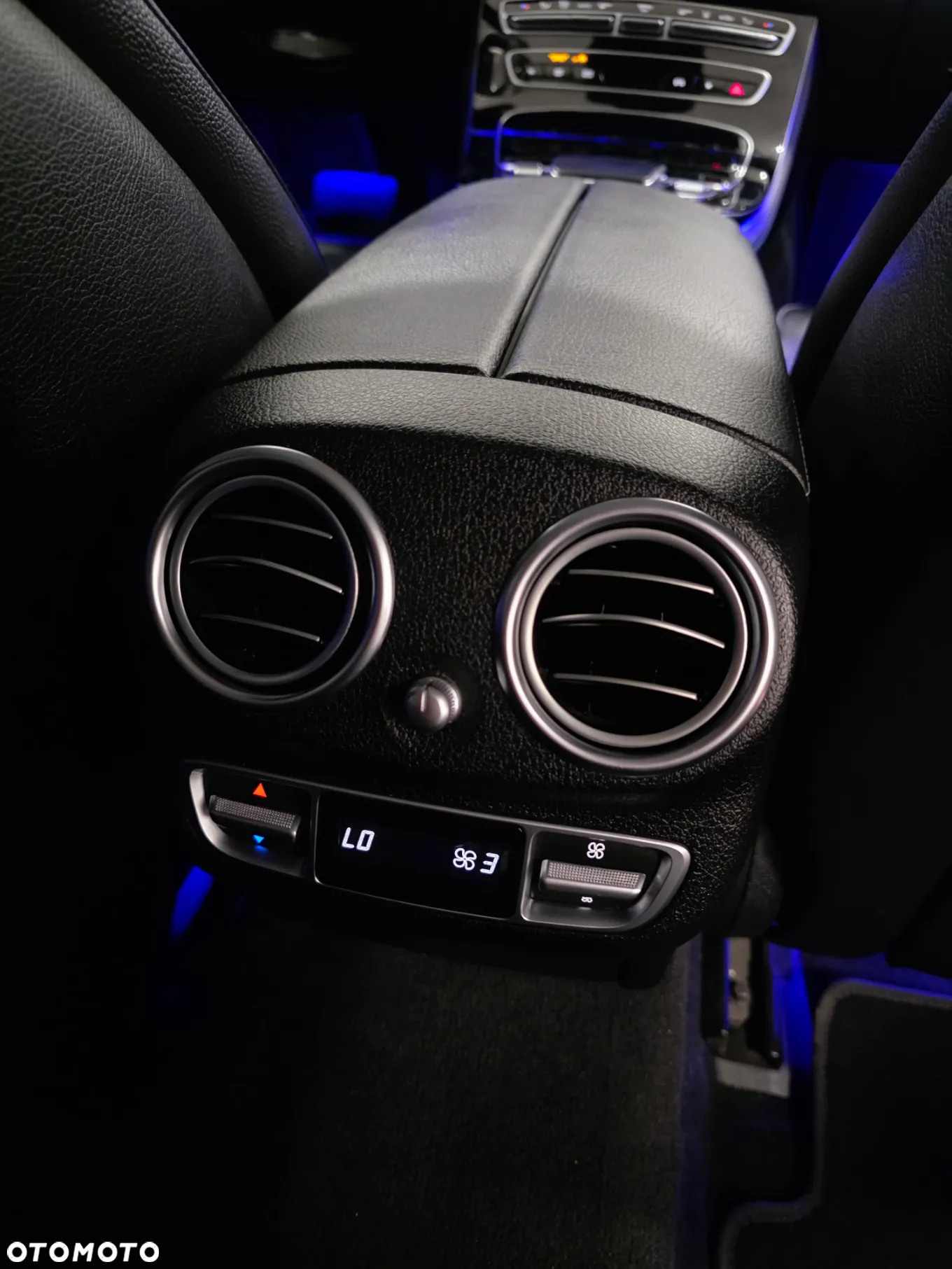 Mercedes-Benz Klasa E 300 de 9G-TRONIC Exclusive - 26