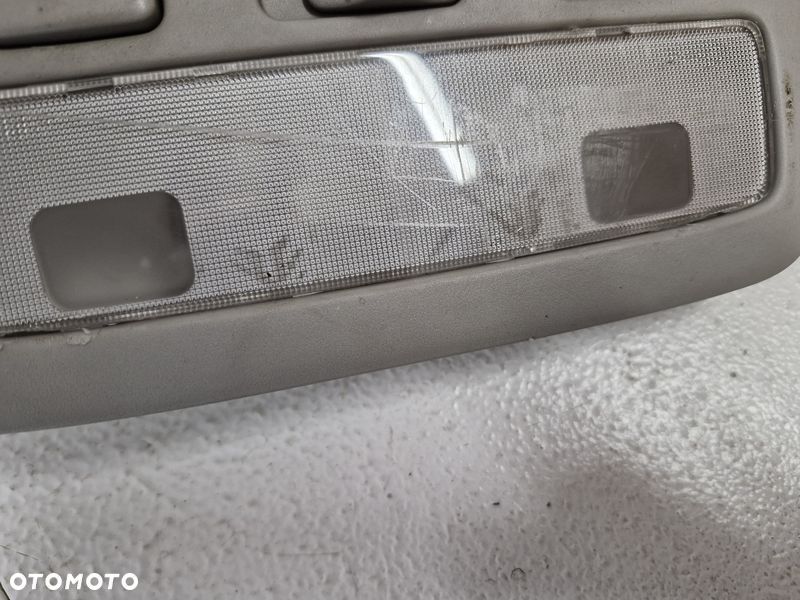toyota corolla verso i 1 lampka oświetlenie kabiny wnętrza 81260-13030 - 4