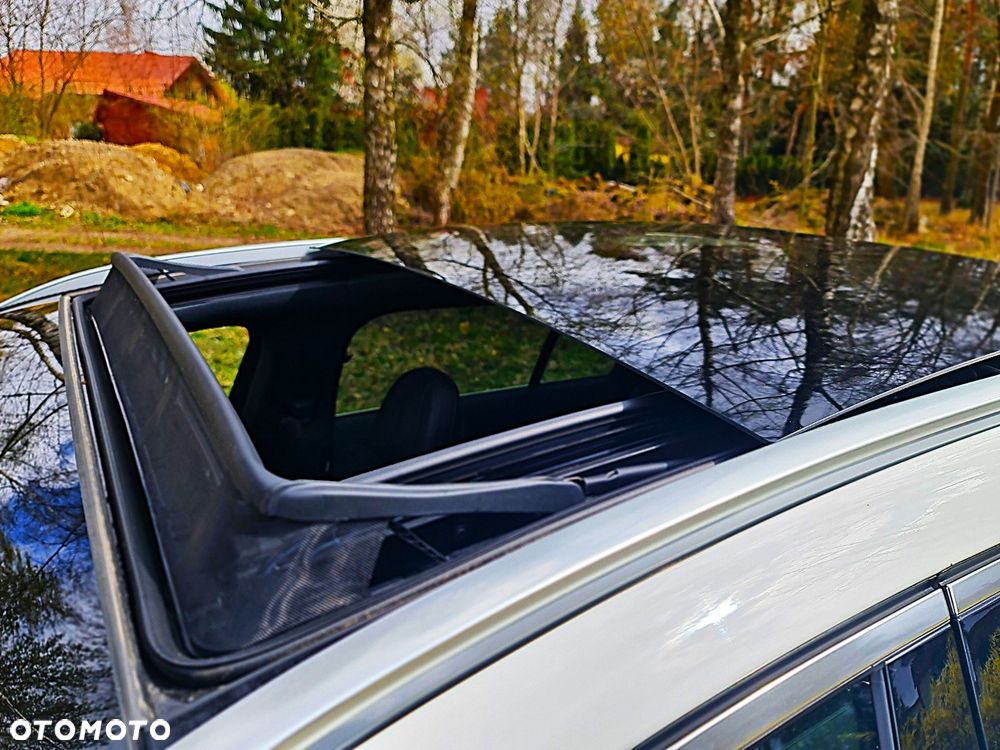 Mercedes-Benz E-Class 2023 photo 5