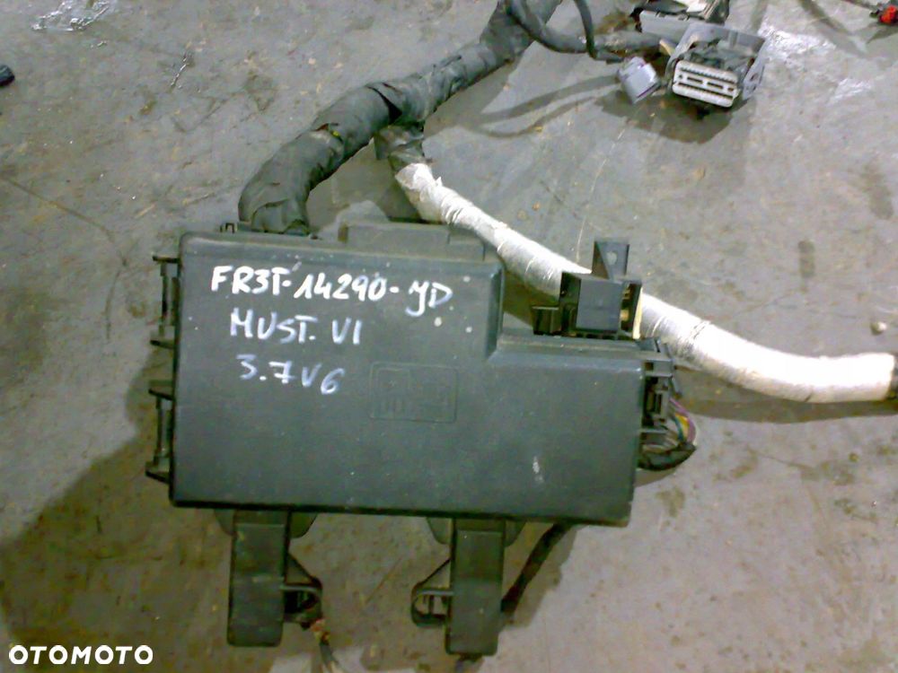 ford mustang vi mk6 2015 - puszka skrzynka bezpie. wiązka instalacja 3.7v6 - 4