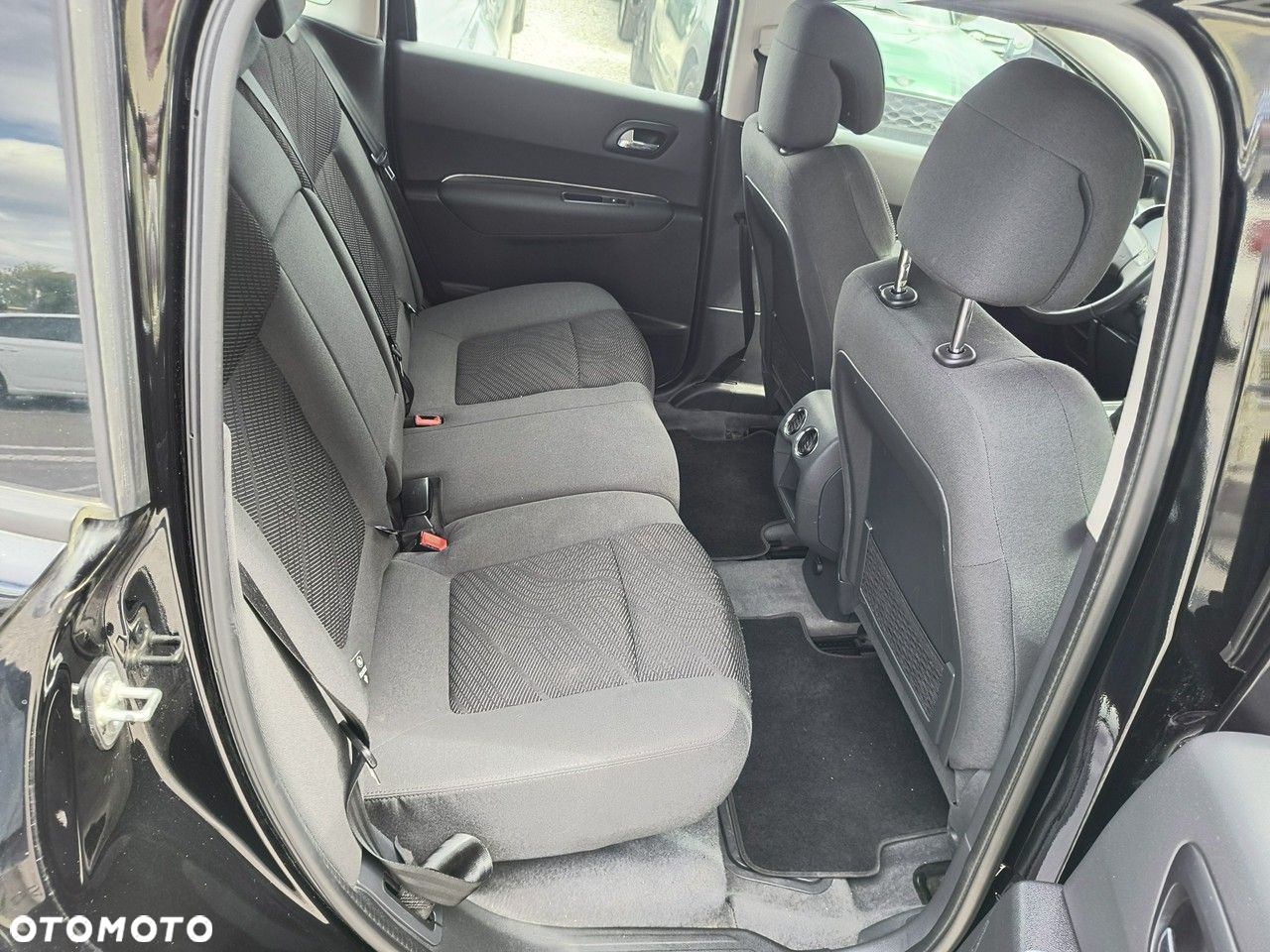 Peugeot 3008 1.6 BlueHDi Active S&S - 15