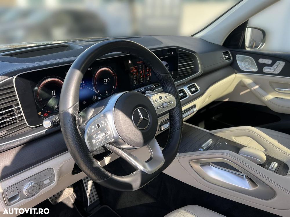 Mercedes-Benz GLS - 11