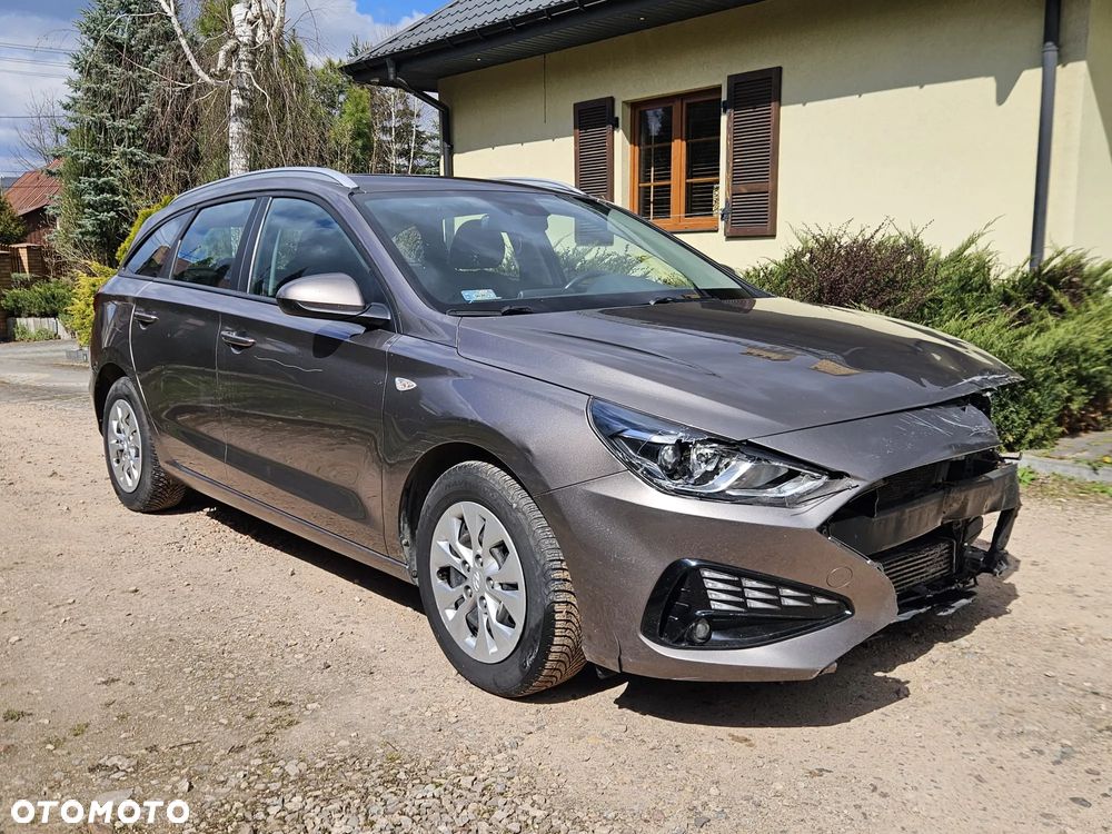 Hyundai i30 1.0 T-GDI Classic + DCT - 2