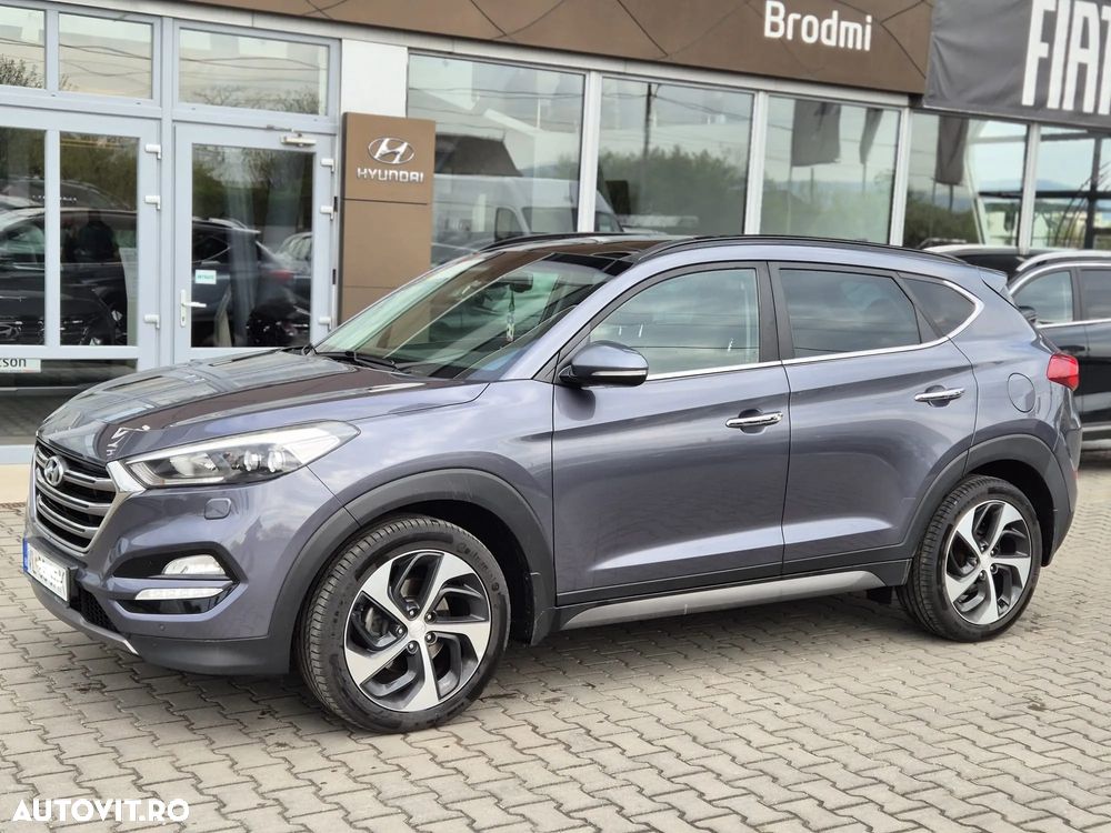 Hyundai Tucson 2.0 CRDI 4WD 6MT Luxury Pack+ - 8