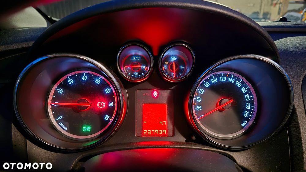 Opel Astra 1.4 T Sport - 9