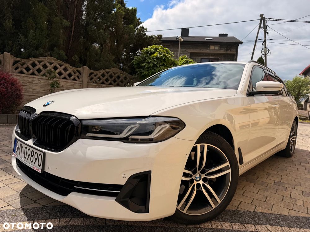 BMW Seria 5 520d Sport Line - 3