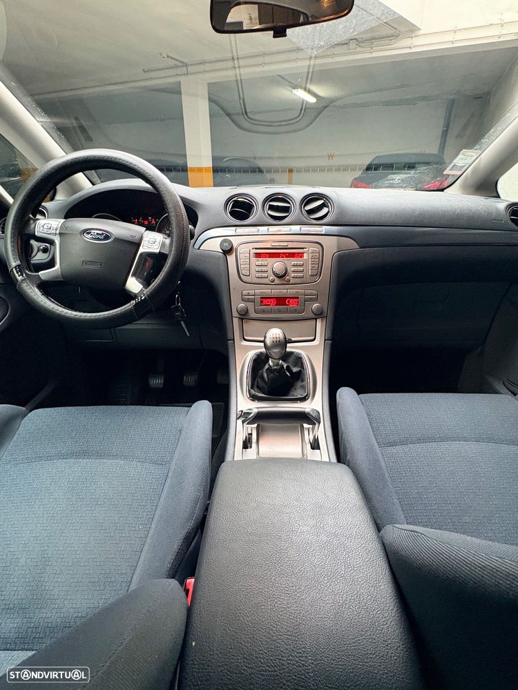 Ford S-Max - 5