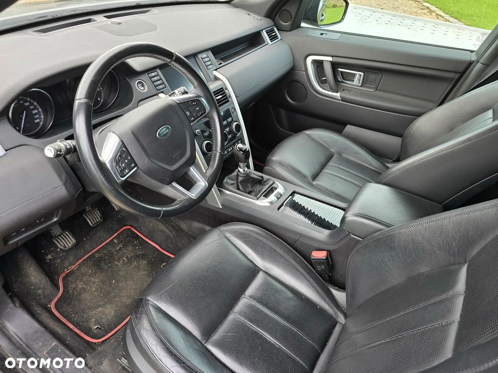 Land Rover Discovery Sport - 9