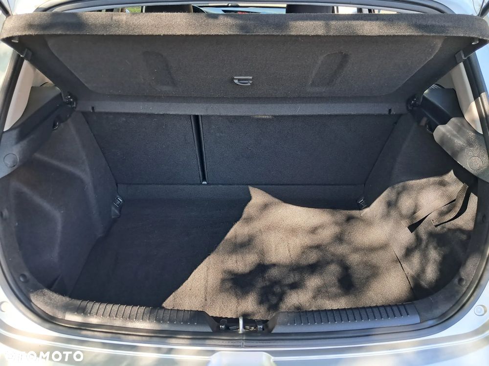 Kia Ceed 1.4 CVVT Attract - 19