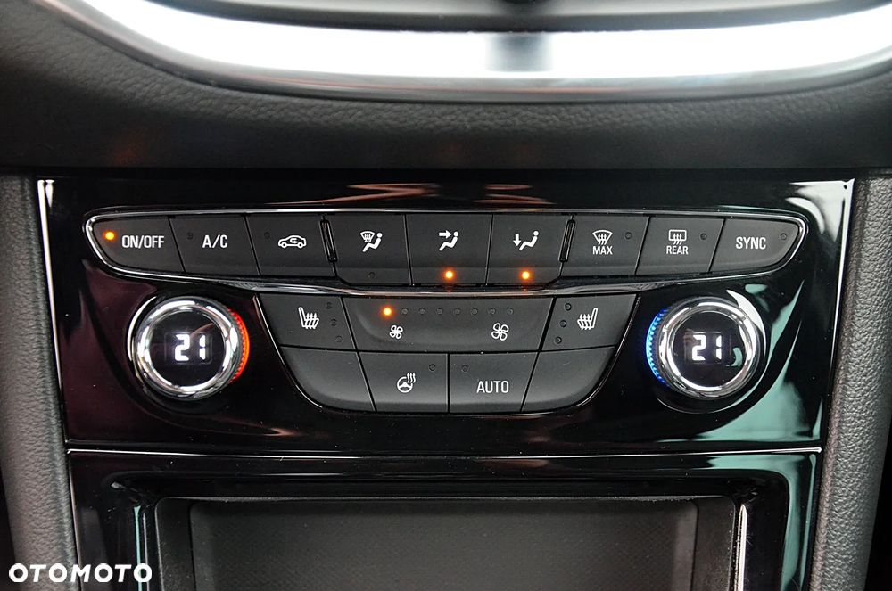 Opel Astra 1.2 Turbo Start/Stop Elegance - 24