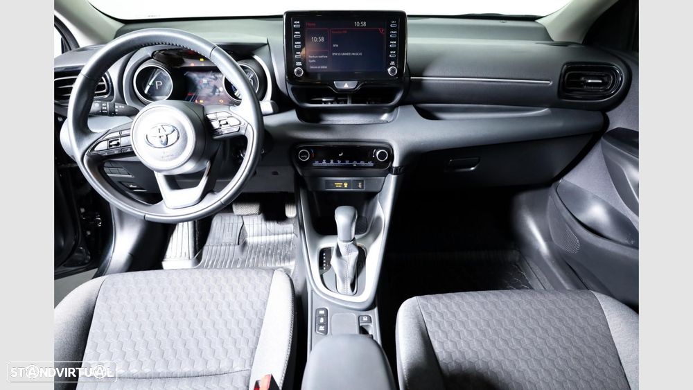 Toyota Yaris - 12