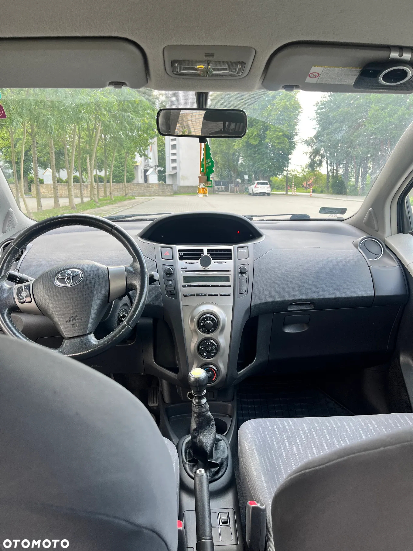 Toyota Yaris - 7