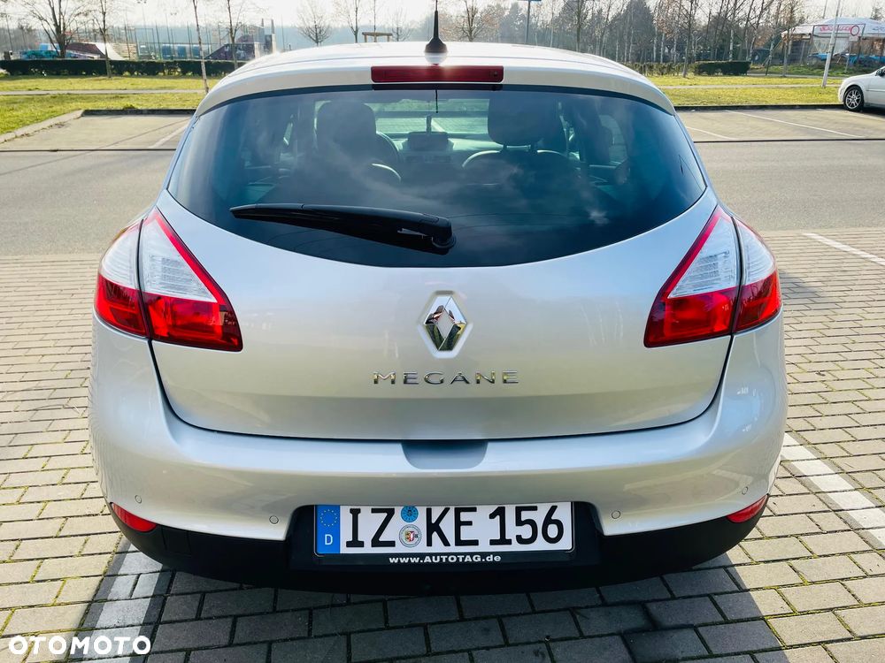 Renault Megane 2.0 140 CVT Bose Edition - 4