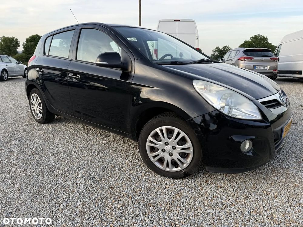 Hyundai i20 1.4 Automatik Comfort - 2