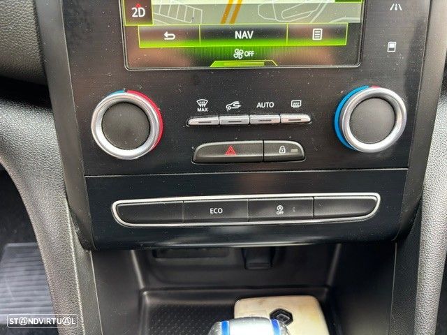 Renault Mégane Sport Tourer 1.2 TCE GT Line EDC - 8