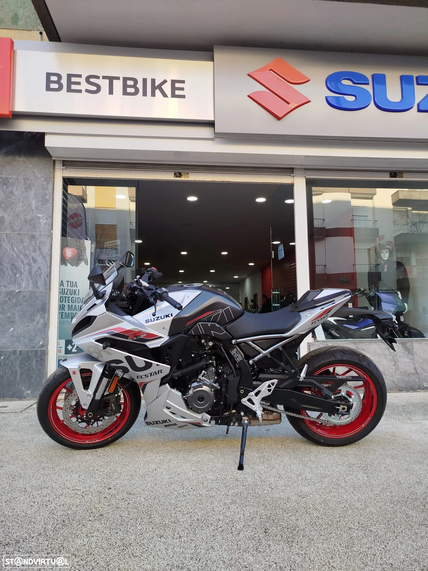 Suzuki GSX -8R CAMPANHA Desde 125,64€ Mês - 26