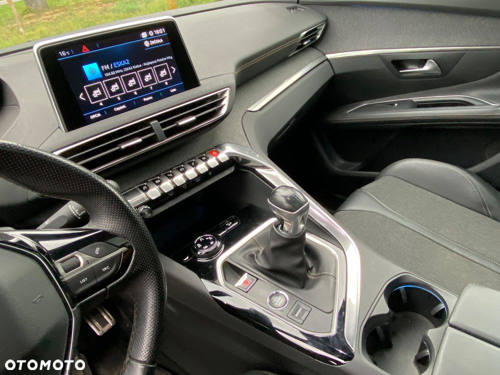Peugeot 3008 1.5 BlueHDi GT S&S - 15