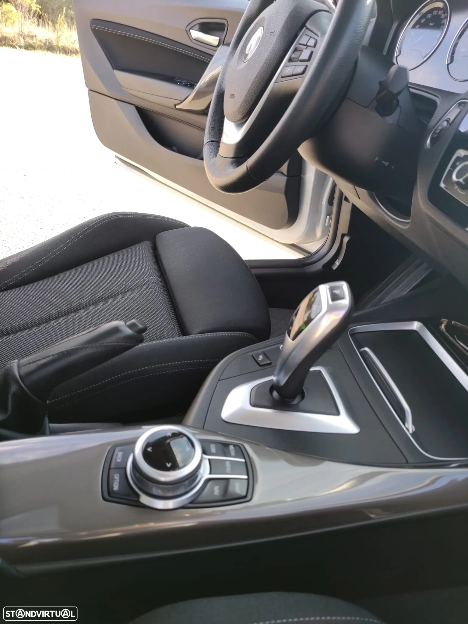 BMW 218 i Coupe Aut. Sport Line - 3