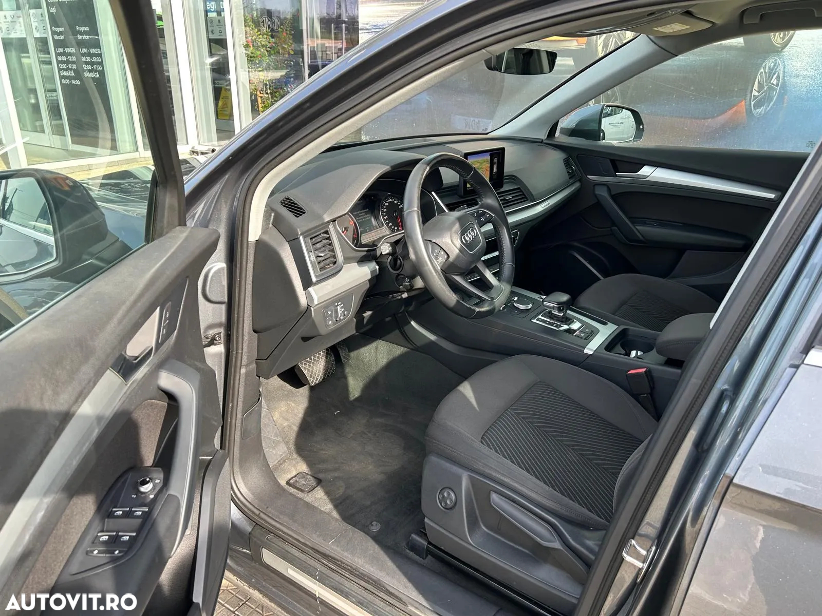 Audi Q5 2.0 40 TDI quattro S tronic Design - 10