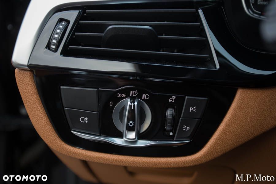 BMW Seria 5 520d M Sport Edition - 26