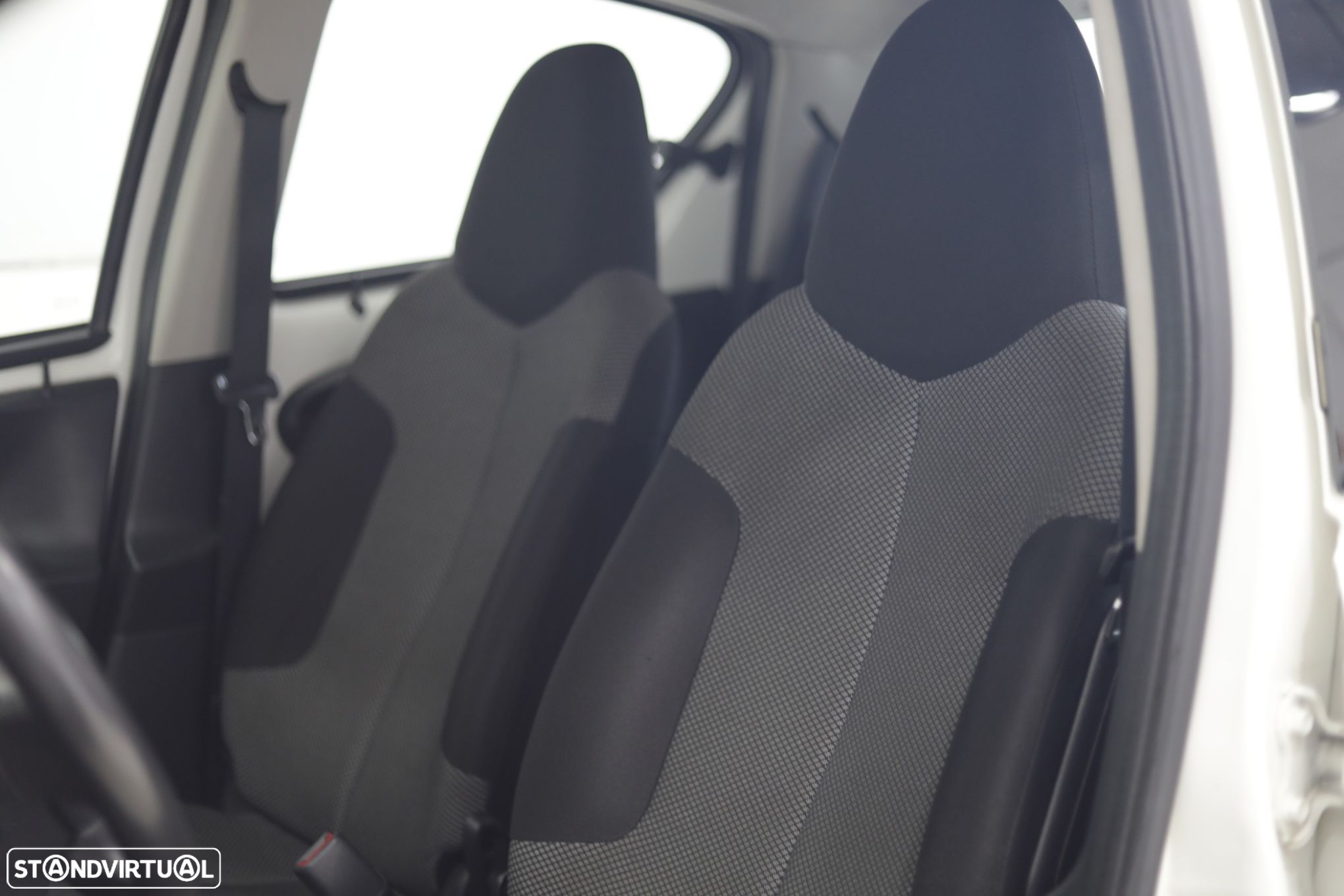Toyota Aygo 1.0 X-Play+AC - 13