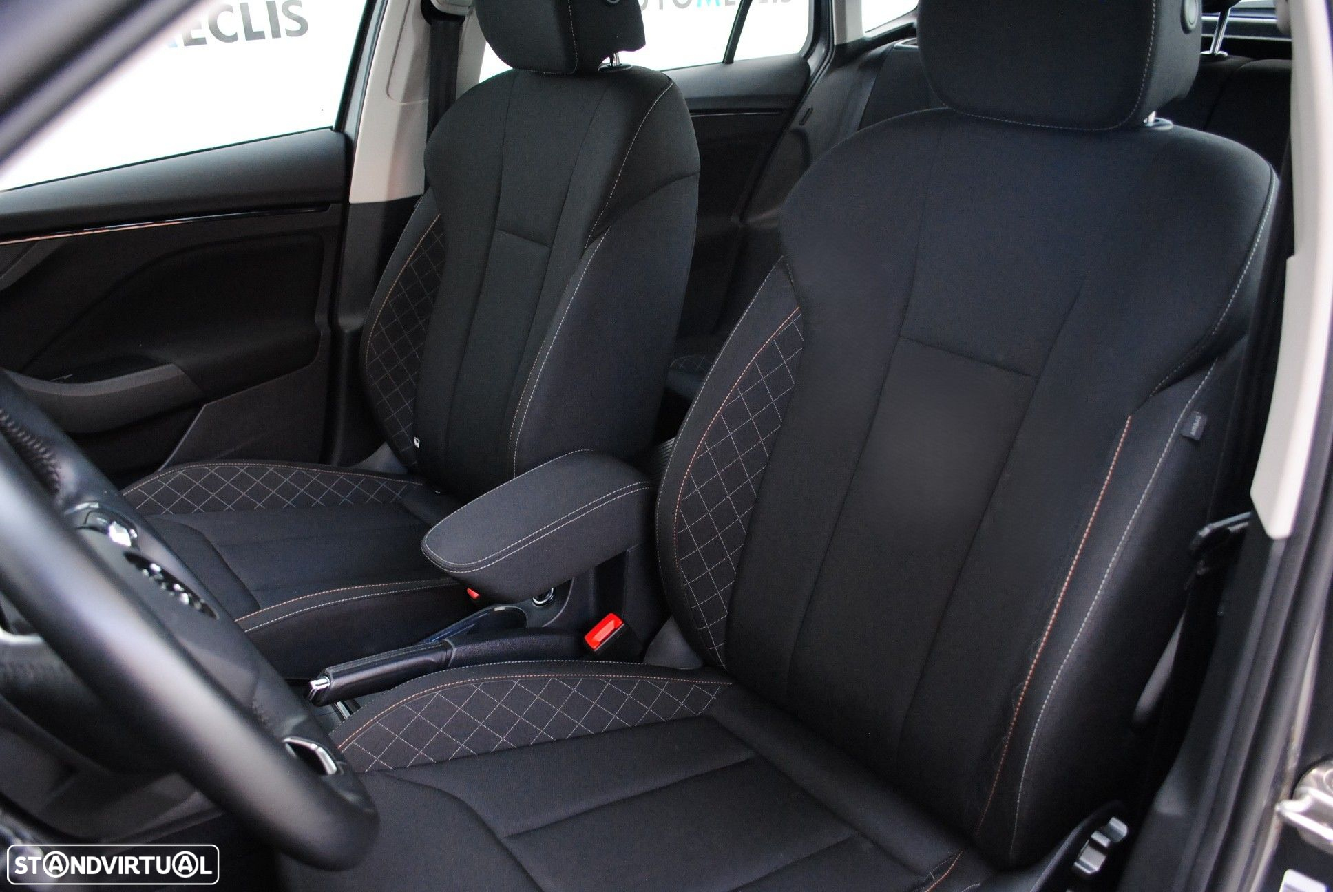 Skoda Kamiq 1.0 TSI Ambition DSG - 24