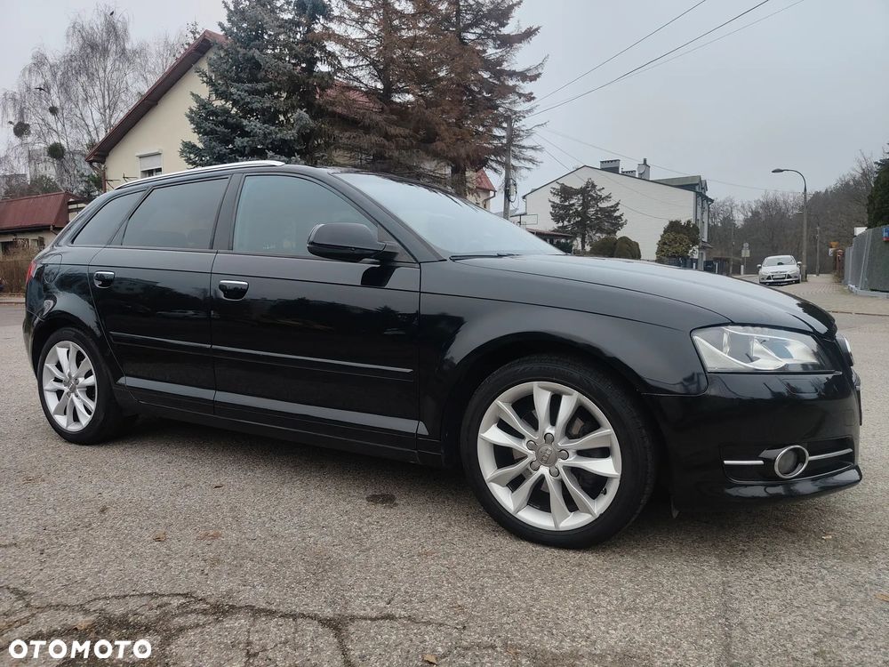 Audi A3 Sportback 1.4 TFSI S tronic S line Sportpaket - 11