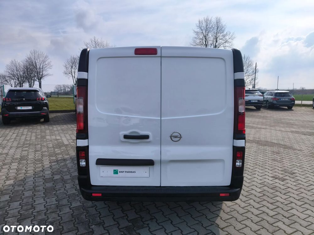 Opel Vivaro - 4