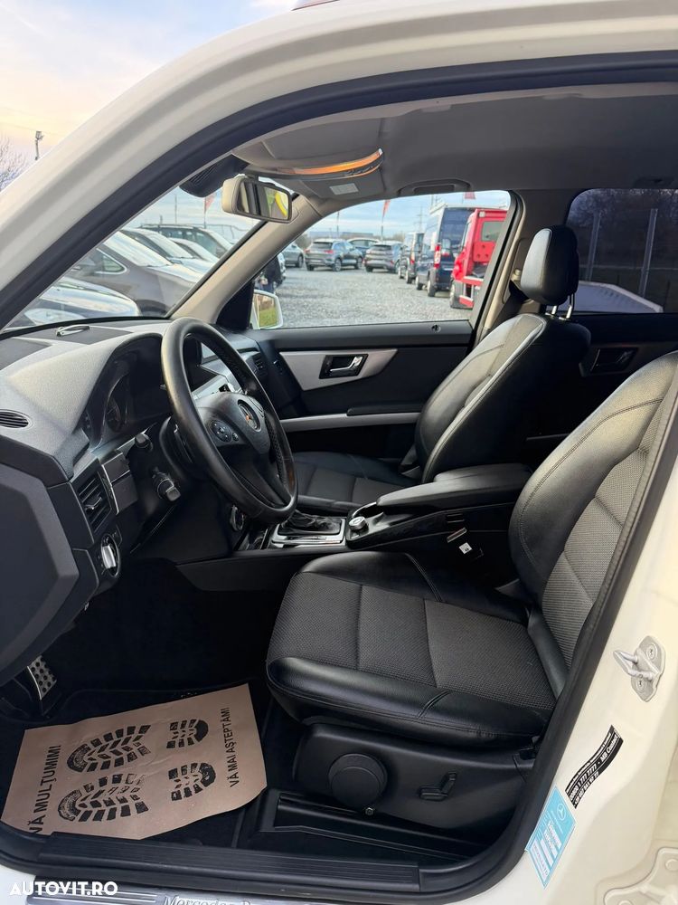 Mercedes-Benz GLK - 9