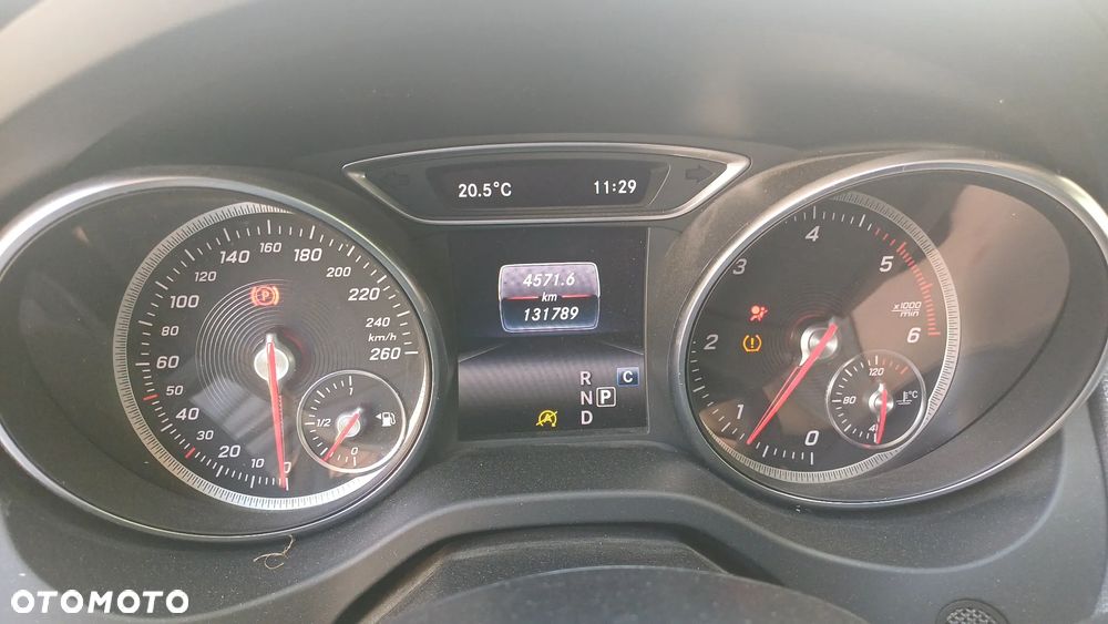 Mercedes-Benz GLA 220 d 4Matic 7G-DCT StreetStyle - 18