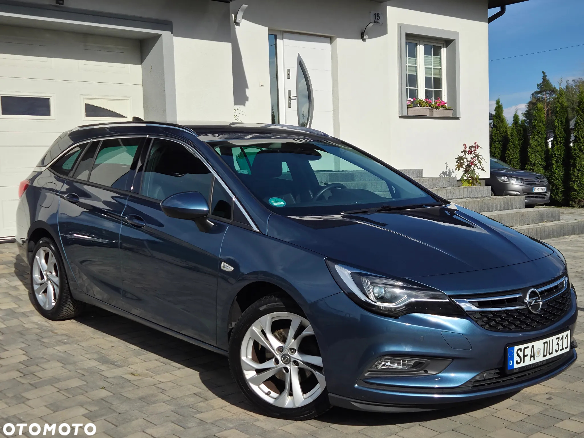 Opel Astra 1.4 Turbo Sports Tourer Innovation - 4