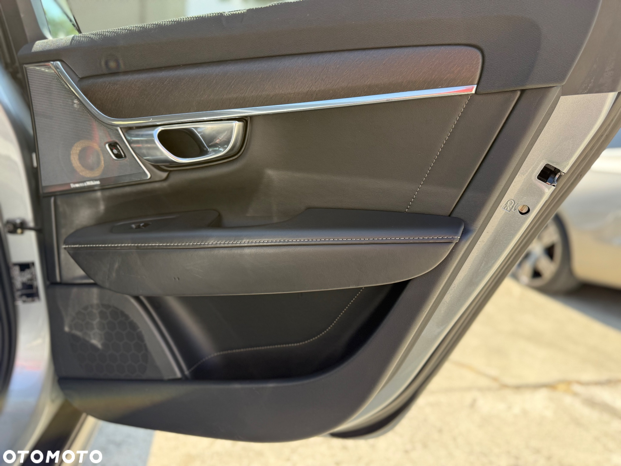 Volvo V90 Cross Country D4 AWD Geartronic Pro - 24