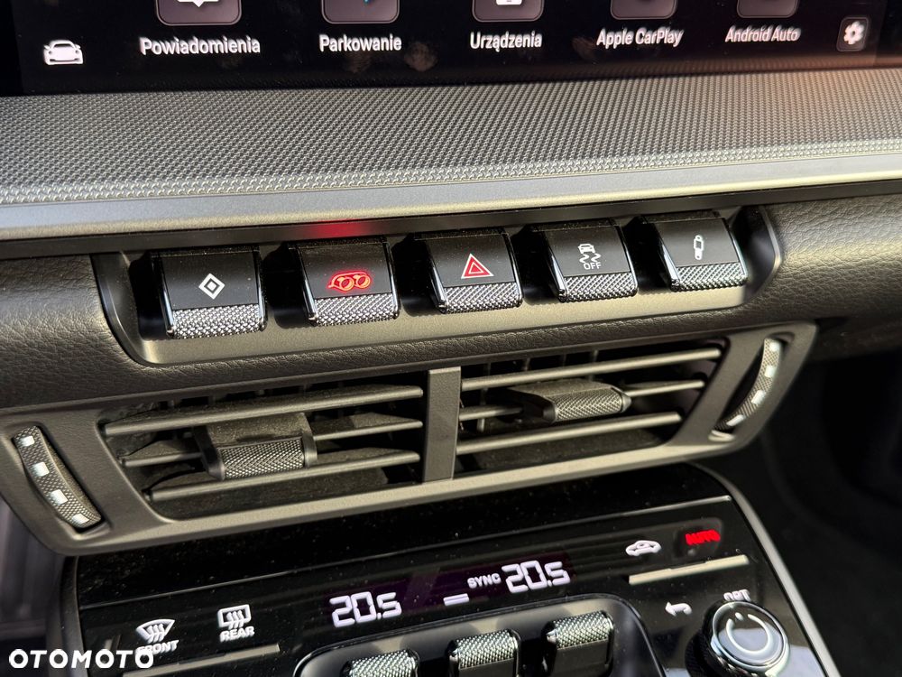 Porsche 911 Carrera PDK - 26