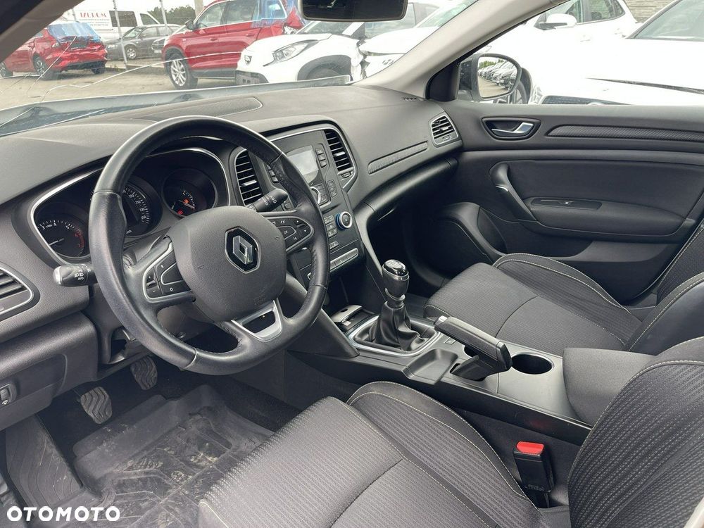 Renault Megane ENERGY TCe 100 LIFE - 6