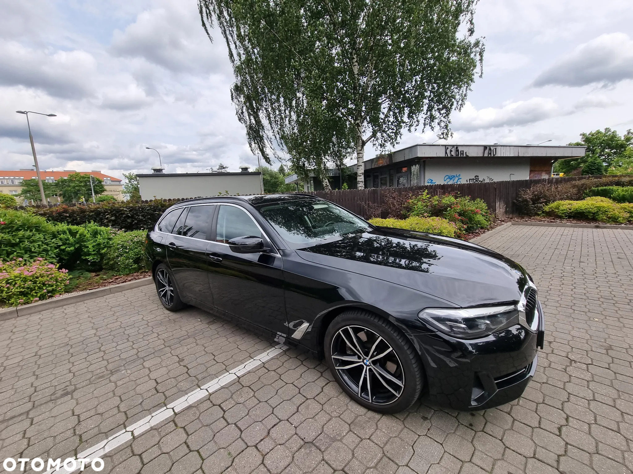 BMW Seria 5 520d Touring - 10