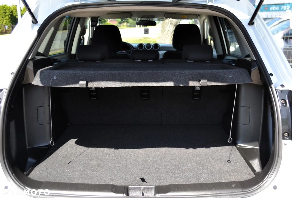 Suzuki Vitara 1.6 DDiS (4x4) Allgrip Comfort+ - 12