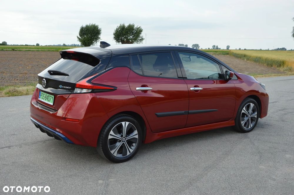 Nissan Leaf 40kWh N-Connecta - 9