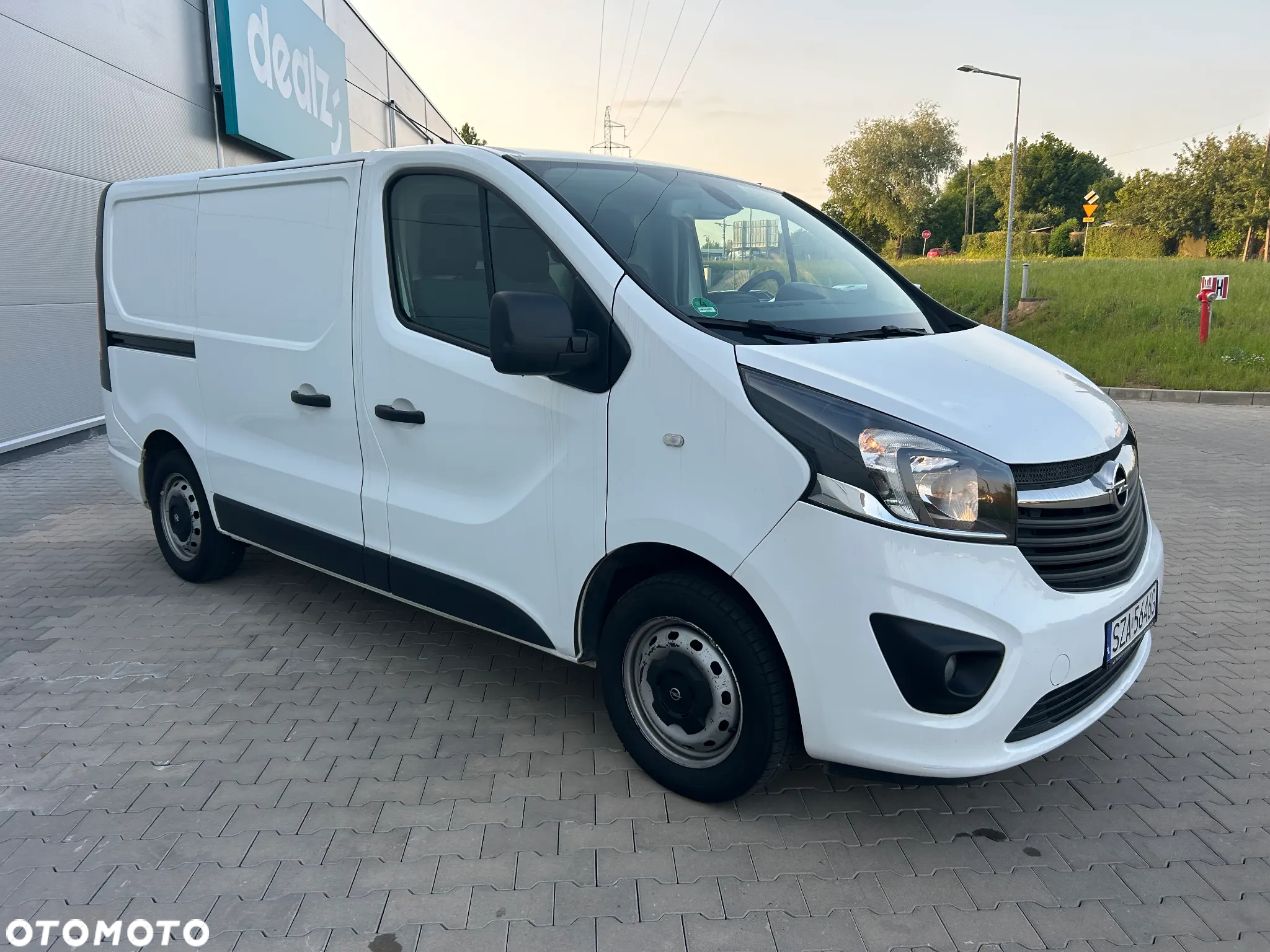 Opel VIVARO - 12