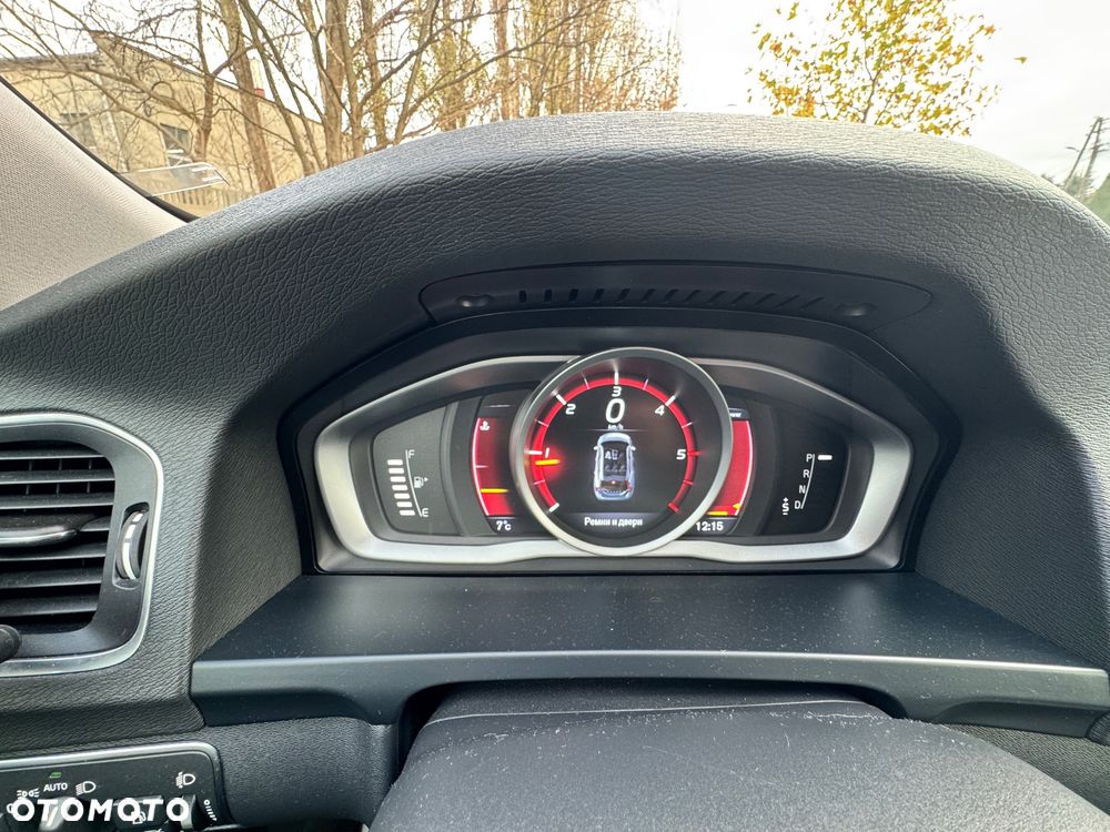Volvo V60 D4 Drive-E Momentum - 12
