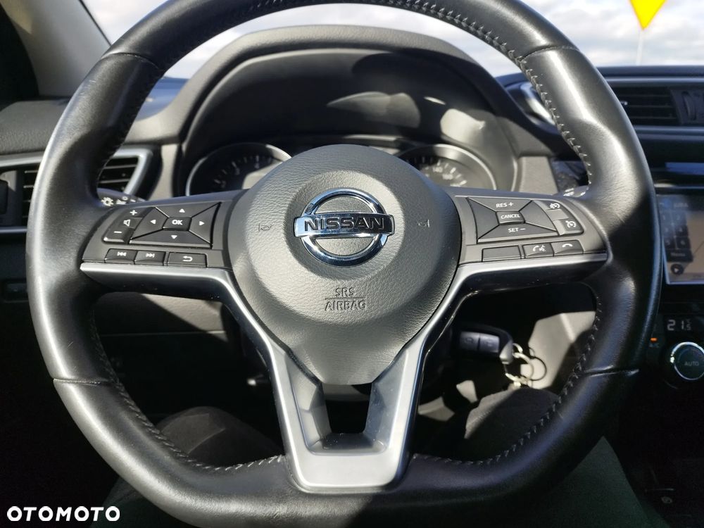 Nissan Qashqai 1.6 DIG-T N-Connecta - 14