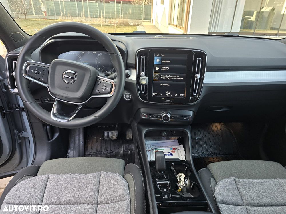 Volvo XC 40 - 5